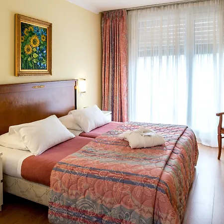 Hotel Churchill