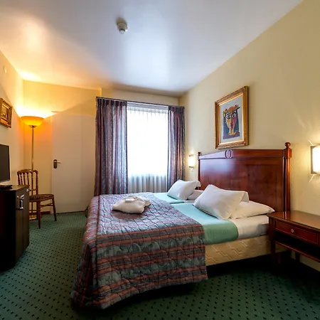 Hotel Churchill