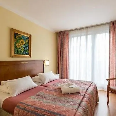 Churchill Hotel 4*
